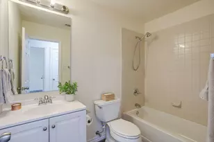 336 Plantation Dr E, Burleson, TX 76028 - Photo 30