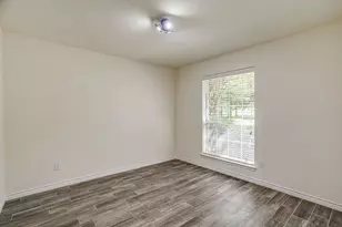 336 Plantation Dr E, Burleson, TX 76028 - Photo 28