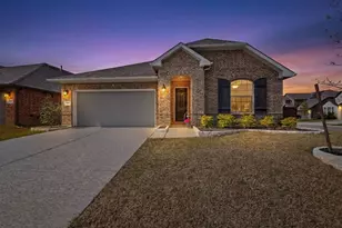 1805 Arbor Dr, Forney, TX 75126 - Photo 1
