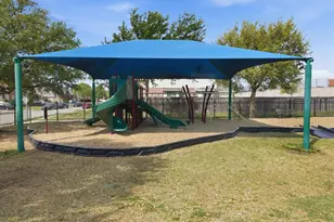 417 Roundrock Ln, Fort Worth, TX 76140 - Photo 4