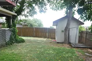 2436 Trenton Dr, Mesquite, TX 75150 - Photo 2