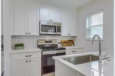 425 N Rosemont Avenue #105, Dallas, TX 75208 - Photo 4