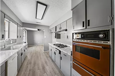 1201 Melrose Drive, Waco, TX 76710 - Photo 10