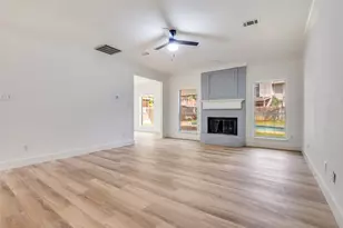 6215 Kingswood Dr, Arlington, TX 76001 - Photo 6