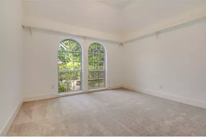 6215 Kingswood Drive, Arlington, TX 76001 - Photo 14