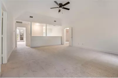 6215 Kingswood Drive, Arlington, TX 76001 - Photo 12