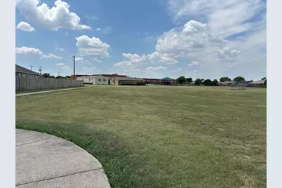 8404 Autumn Creek Trail, Fort Worth, TX 76134 - Photo 18