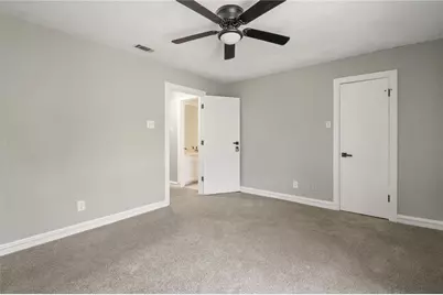 12748 Burninglog Lane, Dallas, TX 75243 - Photo 20