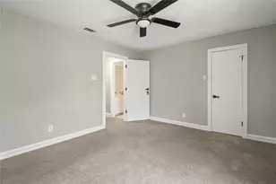 12748 Burninglog Ln, Dallas, TX 75243 - Photo 20