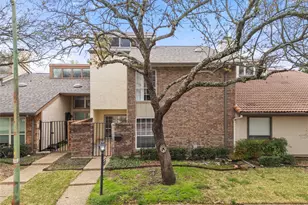 12748 Burninglog Ln, Dallas, TX 75243 - Photo 16