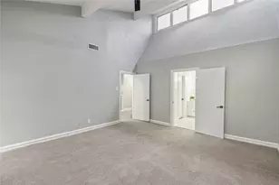 12748 Burninglog Ln, Dallas, TX 75243 - Photo 26