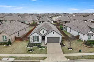 1201 Bluestem Dr, Aubrey, TX 76227 - Photo 2