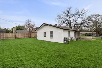 1710 Sylvan Drive, Arlington, TX 76012 - Photo 24
