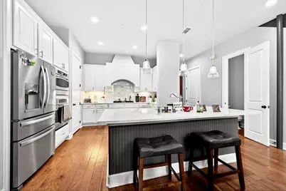 555 Via Amalfi #203, Irving, TX 75039 - Photo 8