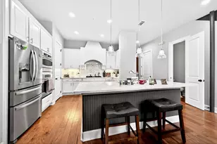 555 Via Amalfi, Irving, TX 75039 - Photo 8