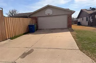 2150 Courtland Cir, Carrollton, TX 75007 - Photo 36