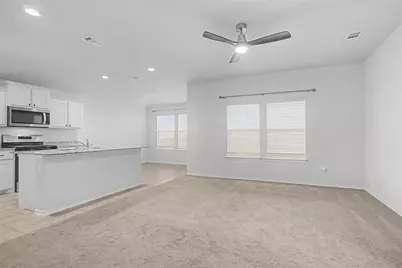 724 Basteen Lane, Justin, TX 76247 - Photo 4