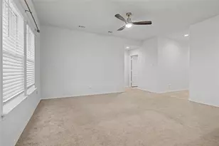 724 Basteen Ln, Justin, TX 76247 - Photo 12