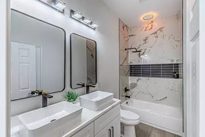 2406 Beverly Drive, Granbury, TX 76048 - Photo 18