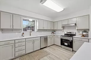 1929 Ruidoso Run, Lewisville, TX 75077 - Photo 32