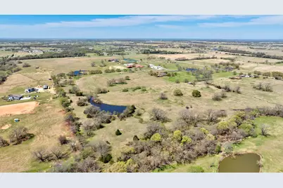 12592 Friendship Road, Pilot Point, TX 76258 - Photo 8