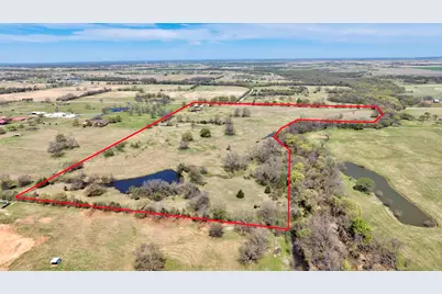 12592 Friendship Road, Pilot Point, TX 76258 - Photo 10