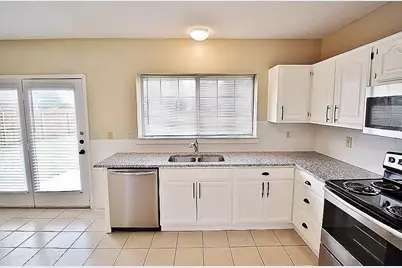 311 Pemberton Place, Cedar Hill, TX 75104 - Photo 8