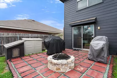 8133 Colbi Lane, Fort Worth, TX 76120 - Photo 32