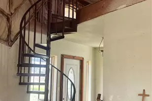 320 Windy Hill Ln, Springtown, TX 76082 - Photo 18