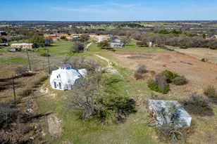 320 Windy Hill Ln, Springtown, TX 76082 - Photo 14