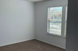 1001 Euston St, Denton, TX 76209 - Photo 6