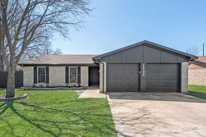 1532 Augusta Road, Benbrook, TX 76126 - Photo 2
