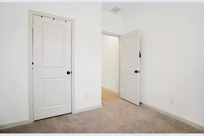 420 Parkside Drive, Argyle, TX 76226 - Photo 14