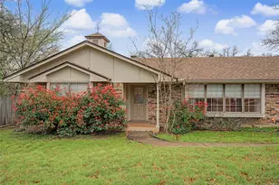 3200 Hickory Ct, Bedford, TX 76021 - Photo 2