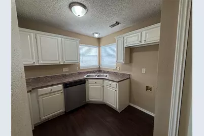 403 Appomattox Drive, Mesquite, TX 75149 - Photo 8