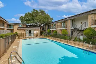 10216 Regal Oaks Dr, Dallas, TX 75230 - Photo 12