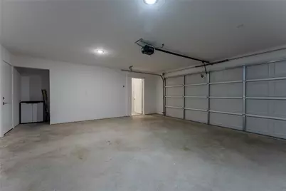 2025 Empire Central Drive #101, Dallas, TX 75235 - Photo 22