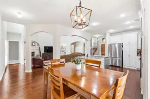 13713 Hot Springs Ln, Frisco, TX 75035 - Photo 8