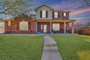 1984 Newport Dr, Lancaster, TX 75146 - Photo 1