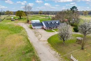 1876 Fm 906 E, Powderly, TX 75473 - Photo 36