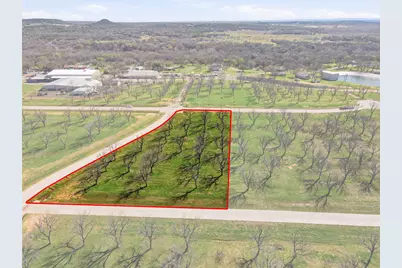 1730 Cirrus Loop, Granbury, TX 76049 - Photo 4