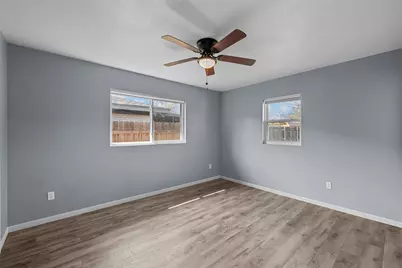 409 Greenleaf Drive, Lacy Lakeview, TX 76705 - Photo 16