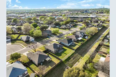 1021 Miles Avenue, Burleson, TX 76028 - Photo 26