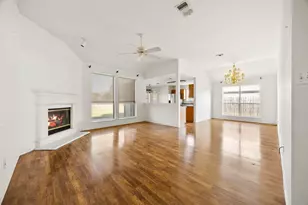 1021 Miles Ave, Burleson, TX 76028 - Photo 4