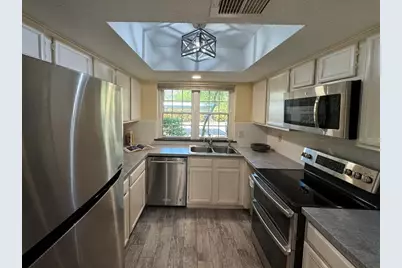 2535 Wedglea Drive #123, Dallas, TX 75211 - Photo 6