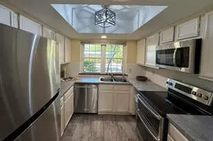 2535 Wedglea Dr, Dallas, TX 75211 - Photo 6