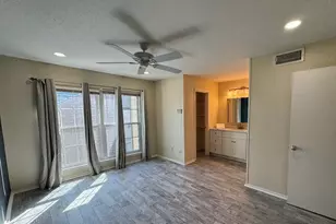 2535 Wedglea Dr, Dallas, TX 75211 - Photo 10