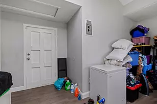 401 E 8th St, Irving, TX 75060 - Photo 22