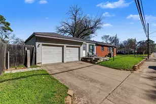 401 E 8th St, Irving, TX 75060 - Photo 32