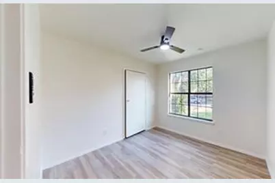 1249 Granada Lane, Lewisville, TX 75067 - Photo 12